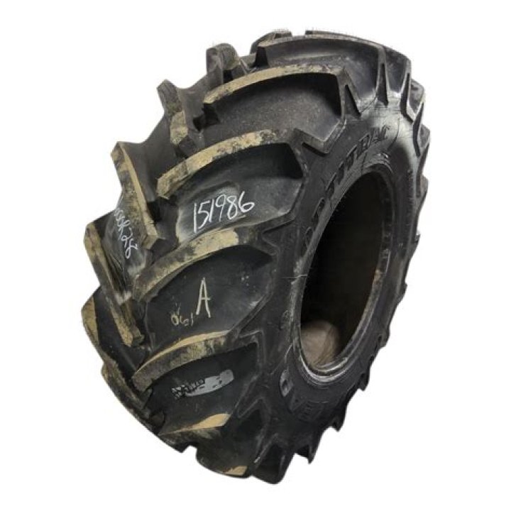 حل : ما هي العلاقة بين اتجاه الدفع واتجاه التغير في الزخم