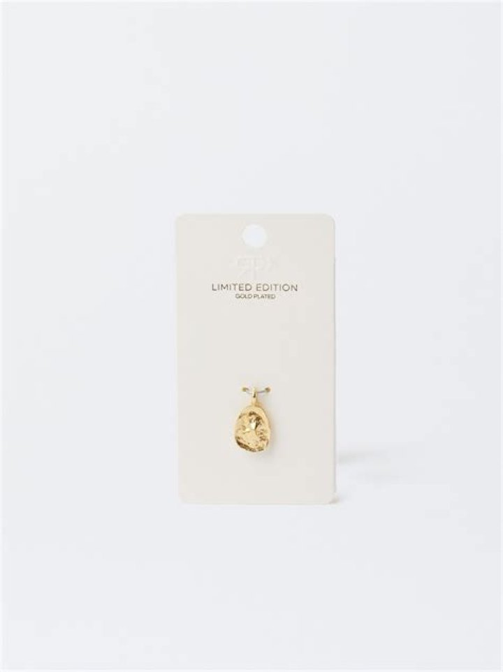 لماذا يستخدم الصمغ والبورسلان في علاج الاسنان