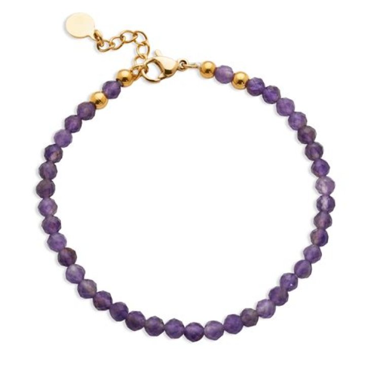 من هم مقدمين برنامج ليالي رمضان 2022