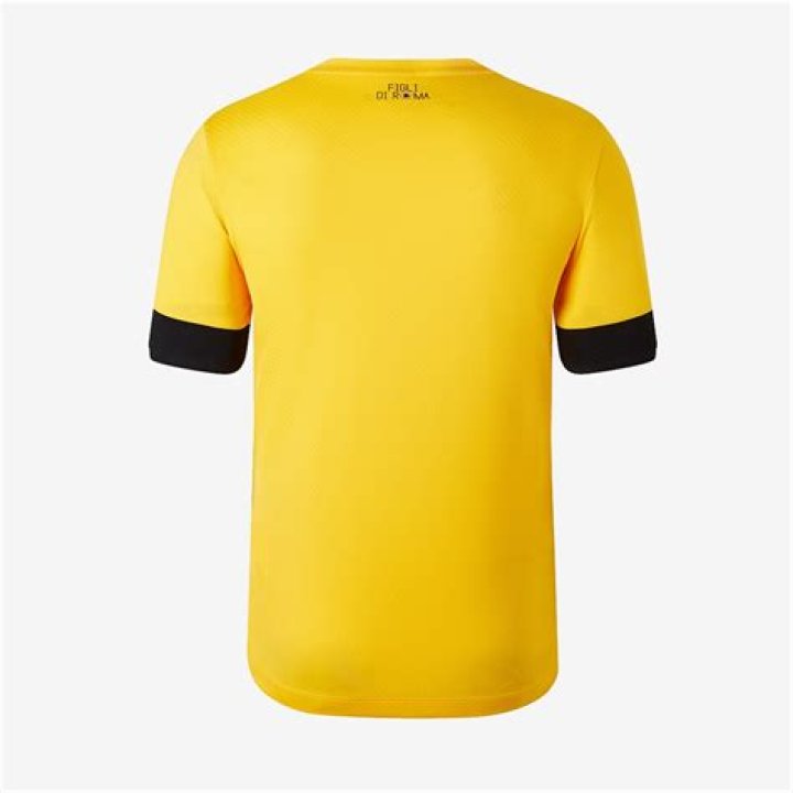 ضعي ملعقة من خلطة تبييض اليدين والرجلين بياض الثلج السحرية ولن تصدقي نفسك ستذهلك