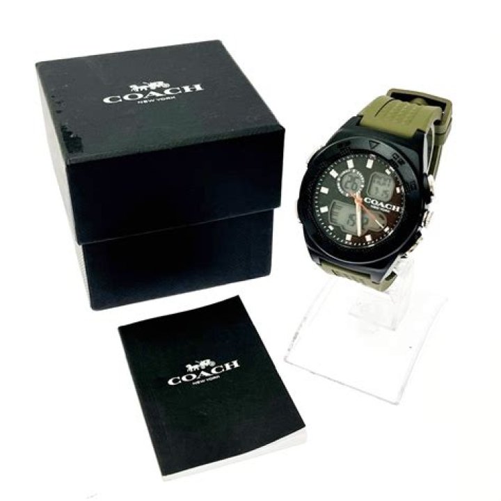 المسافة القصيرة التي تفصل بين كل عصبون والعصبون الذي يليه تسمى