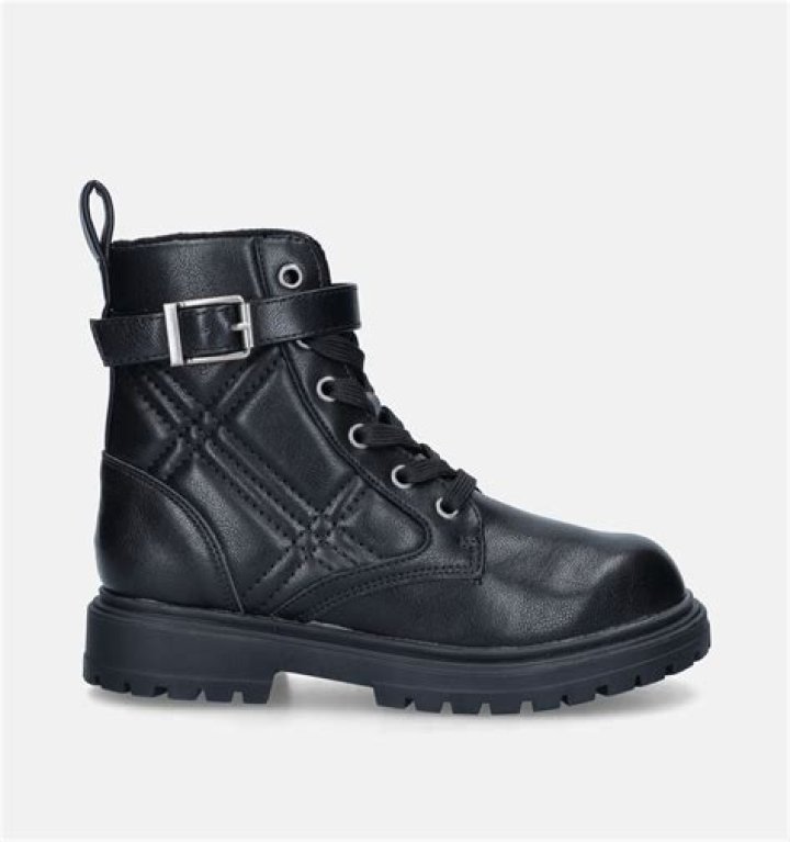 الهواء ليس له كتلة لذلك فهو يولد ضغطًا. صواب خطأ