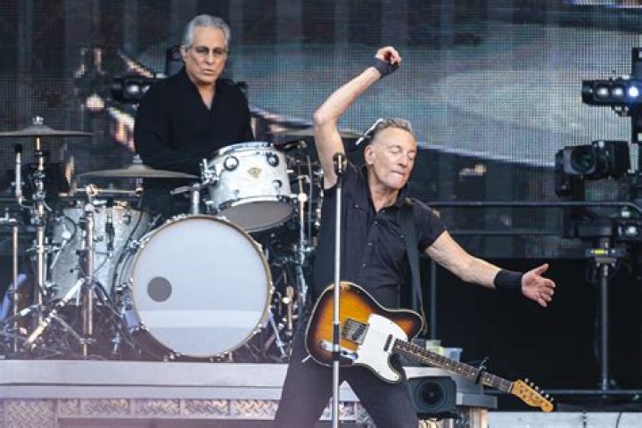 73-year-old Bruce Springsteen suffers heart-stopping fall on stage mid-tour