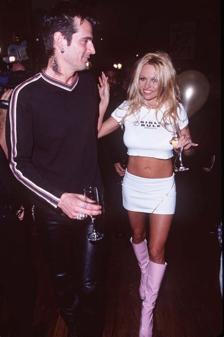 Unforgettable Glamour: The Allure Of 90's Pam Anderson