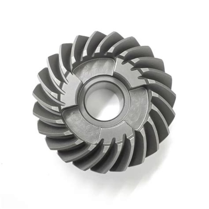 الجهاز الذي يجمع الضوء ويكبر الصور ويستخدم المرايا هو