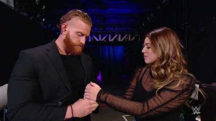 Aalyah Mysterio Kisses Murphy & Proclaims Her Love On WWE SmackDown