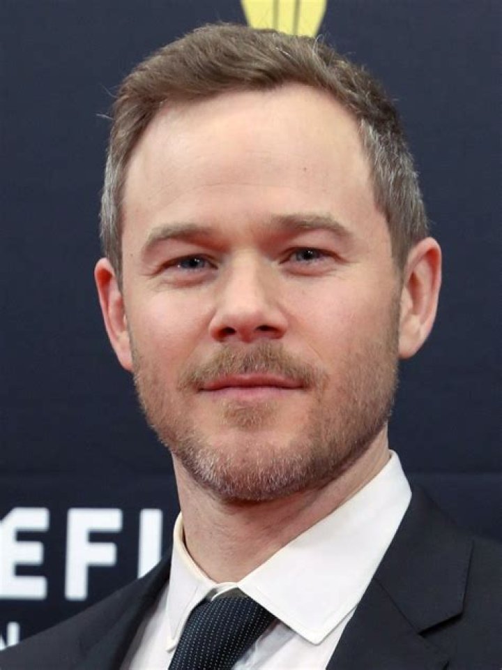 Aaron Ashmore: The Versatile Canadian Actor