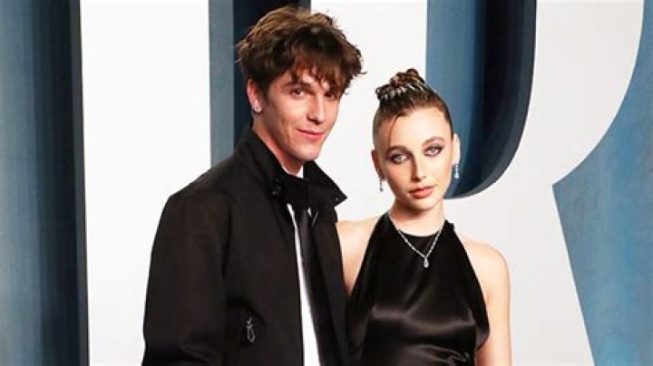 Aaron Hull And Emma Chamberlain: A Tale Of Two Influencers