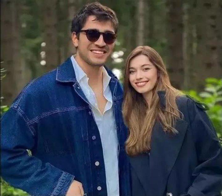 Exploring The Romantic Life Of Afra Saraçoğlu: A Look At Her Boyfriends