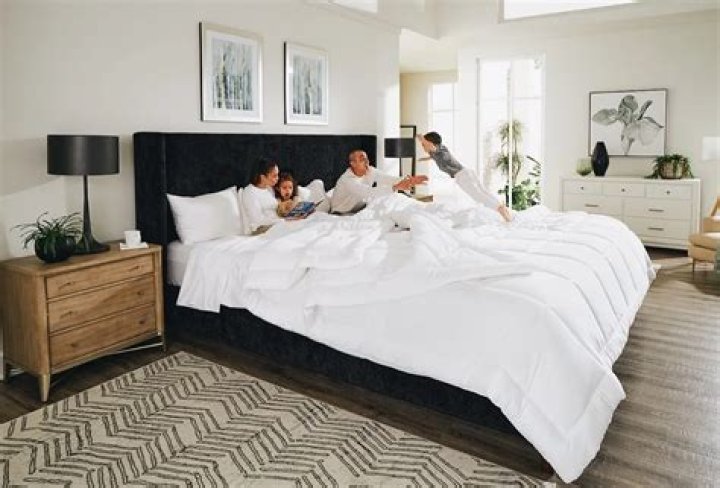 What an Alaskan King Bed Looks Like and How to Fit It Inside Your Home