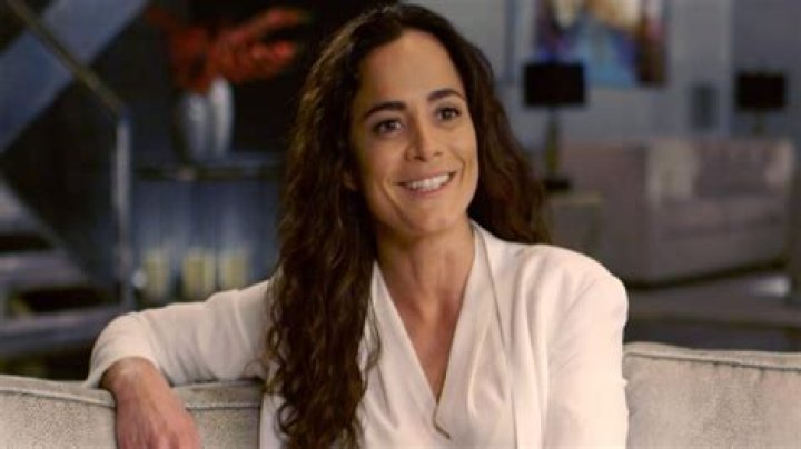 A Deep Dive Into Alice Braga's Ethnicity And Cultural Heritage
