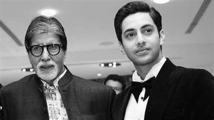 Amitabh Bachchan's grandson Agastya debuts on Instagram; Suhana Khan, Alia Bhatt react to his first photos – India TV