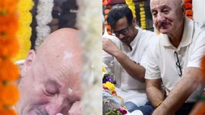 Anupam Kher gets emotional as he accompanies best friend Satish Kaushik in the last rites