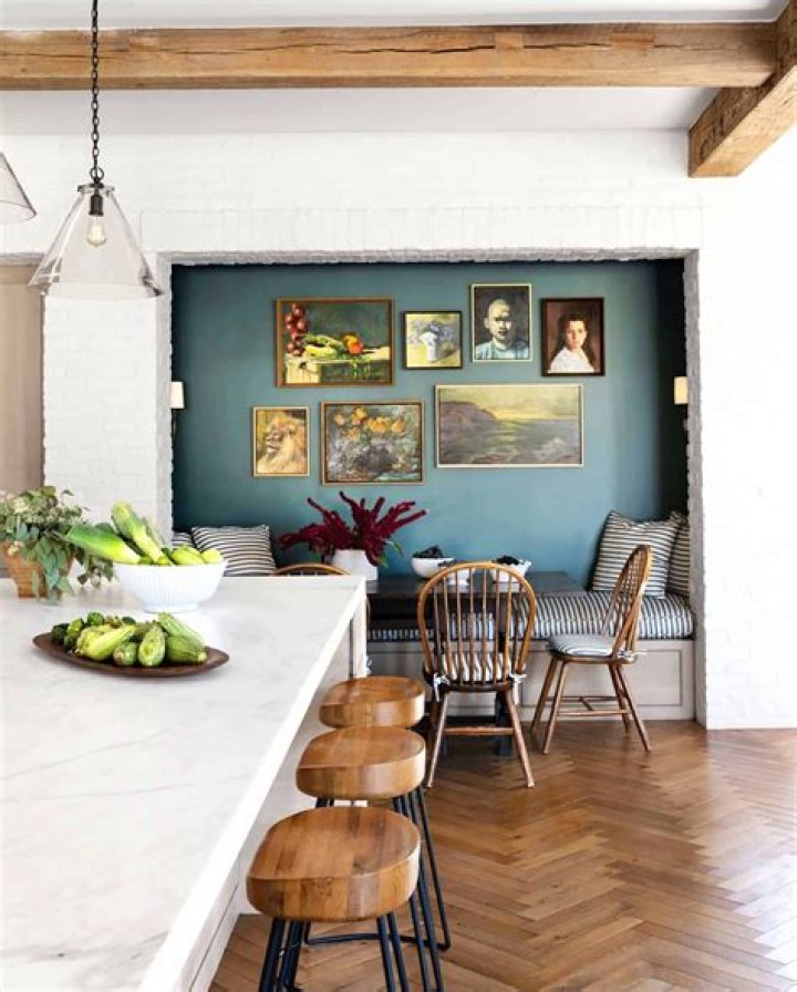 Quick Answer: Are Accent Walls Still In Style 2020