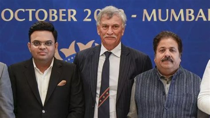 BCCI president Roger Binny and vice-president Rajeev Shukla return to India after 2-day Pakistan visit – India TV