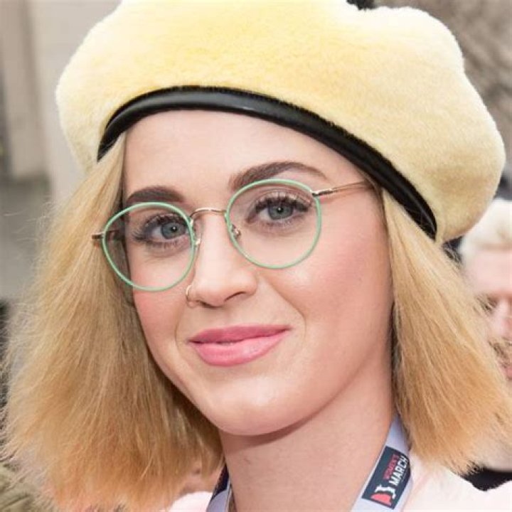 Best Bob Hairstyles For Glasses Wearers