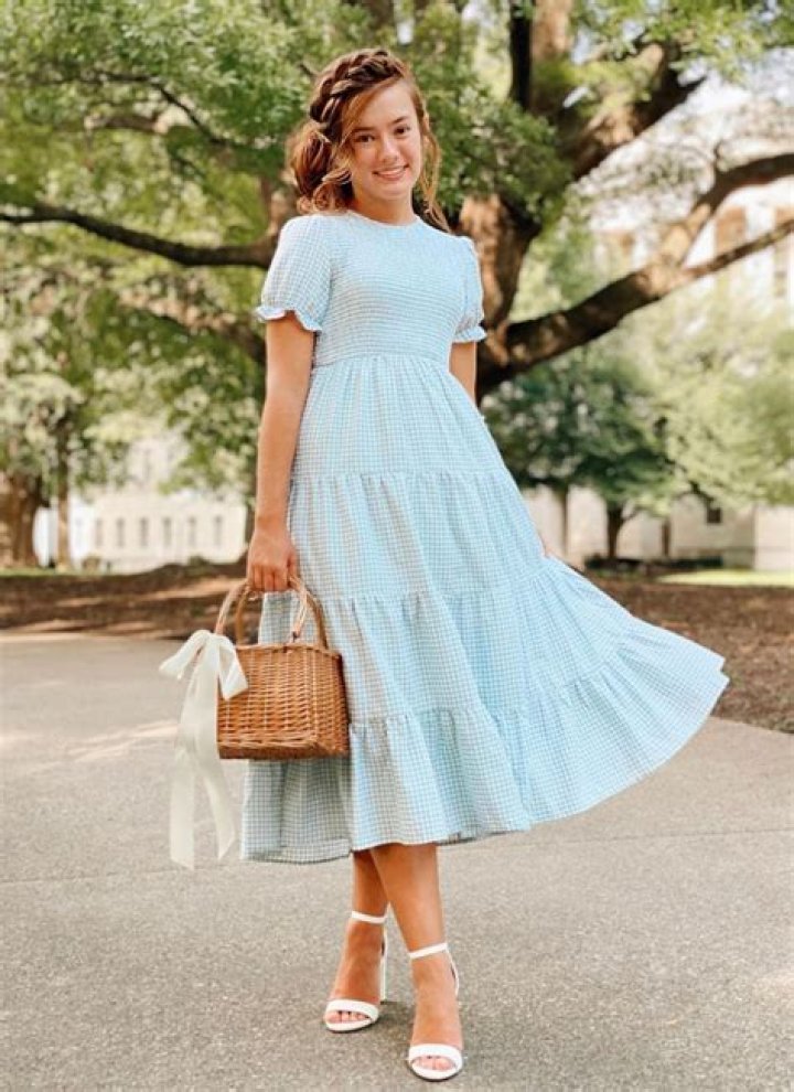 19 Best Modest Dresses According To A Muslim