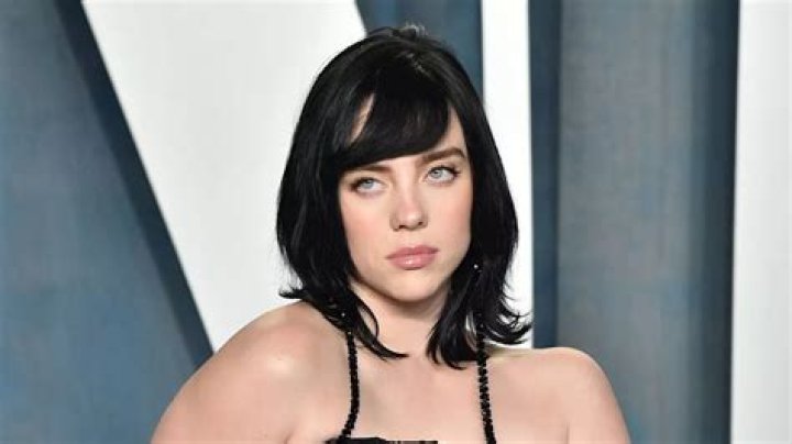 Billie Eilish: A Rising Star Looking Hot
