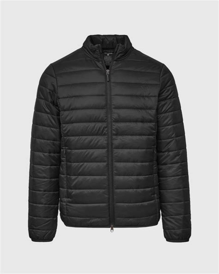 Black Puffer Jackets: The 18 Best To Shop Right Now