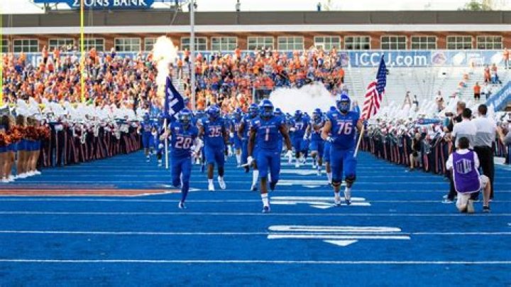 Boise State Broncos bleed blue in triumphant victory against Air Force