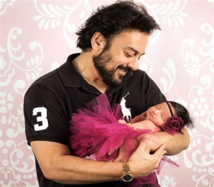 Adnan Sami shares first pic of his beloved daughter Medina on Twitter- Latest/Breaking News Today – India TV