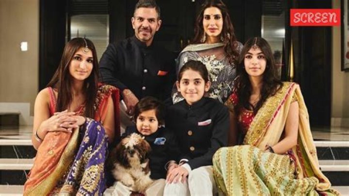 Karisma Kapoor reveals first birthday plans of Taimur Ali Khan Pataudi – India TV