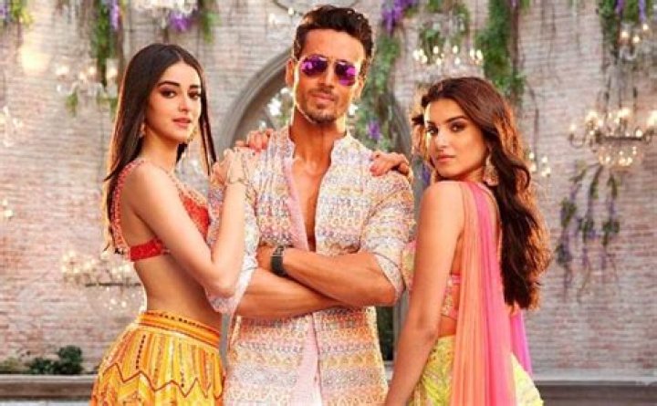 Student of the Year 2 movie releases film review movie latest updates Tara Sutaria Tiger Shroff Ananya Pandey Dharma – India TV