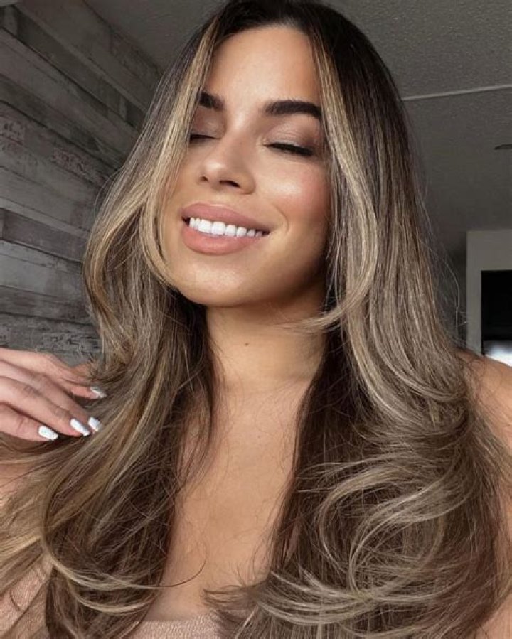 The XXL Bombshell Blowout Is The Cool Girl Way To Add Volume To Hair
| Glamour UK