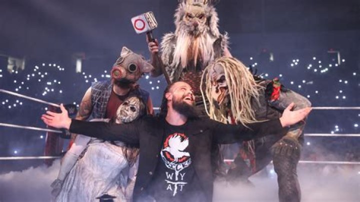 Bray Wyatt Wears Uncle Howdy’s Mask During WWE Live Event