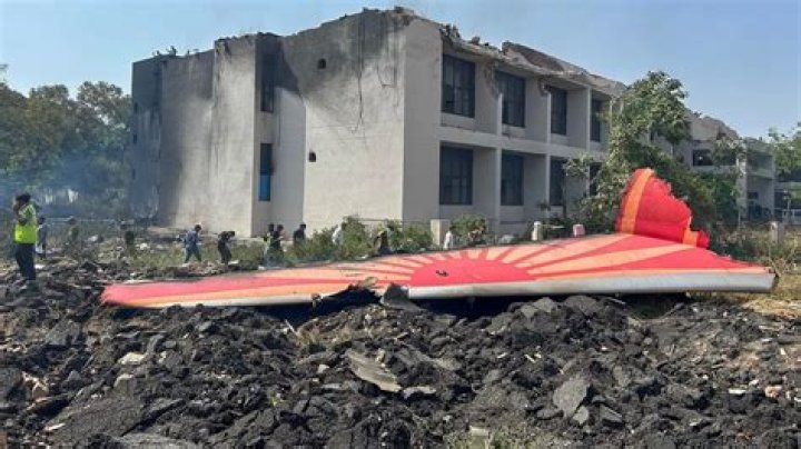 Breaking News: Air India plane crashes while landing, breaks in two at Karipur Airport in Kozhikode