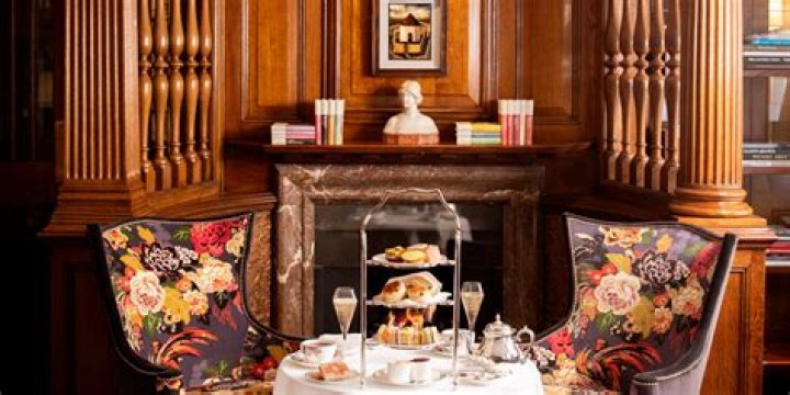 Brown's Hotel afternoon tea | Glamour UK