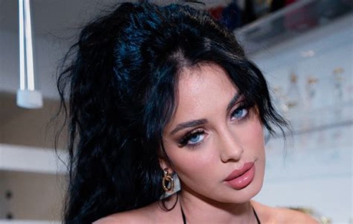 Camila Araujo: A Deep Dive Into The Life And Career Of A Rising Star
