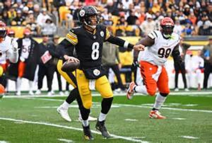 Chelsea Green Suffers Wrist Injury During Impact Sacrifice