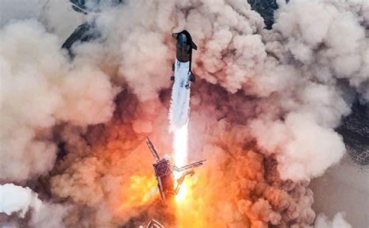 Chinese startups conduct hot fire tests for mini version of SpaceX's Starship