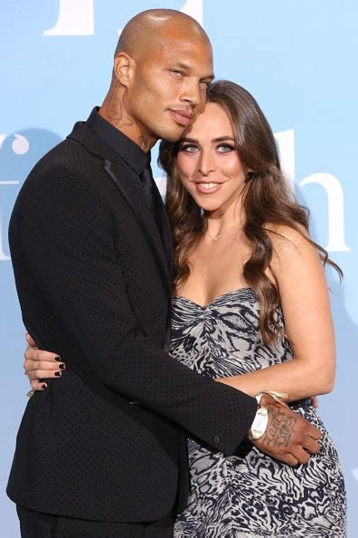 Unveiling Chloe Green's Boyfriend: A Deep Dive Into Their Relationship