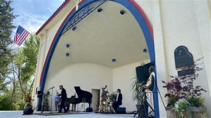 City of Boise dedicates refurbished Gene Harris Bandshell after 2018 fire