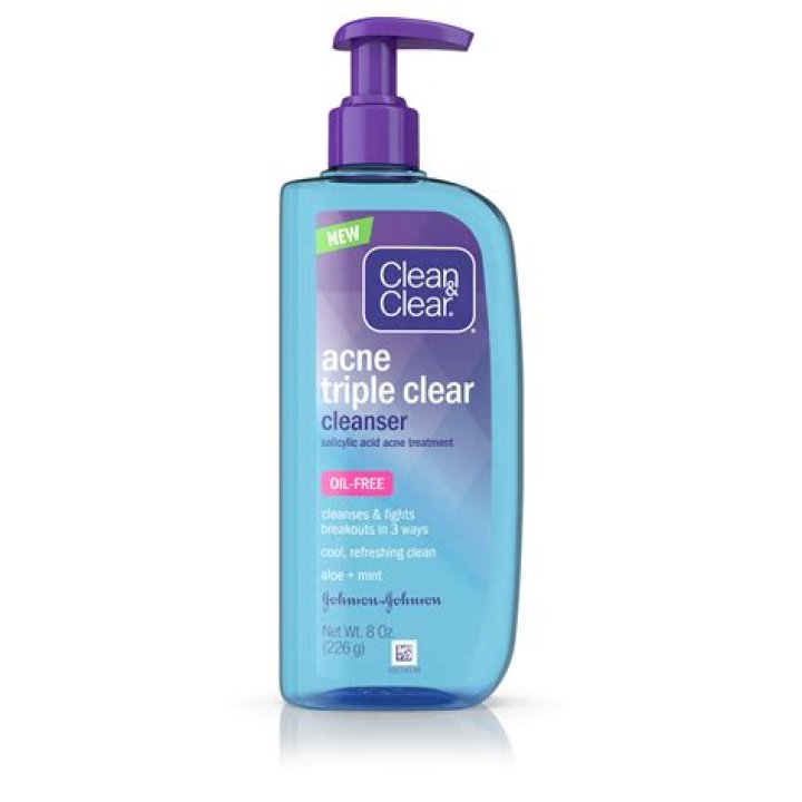 15 Best Cleansers with Salicylic Acid To Introduce To Your Routine