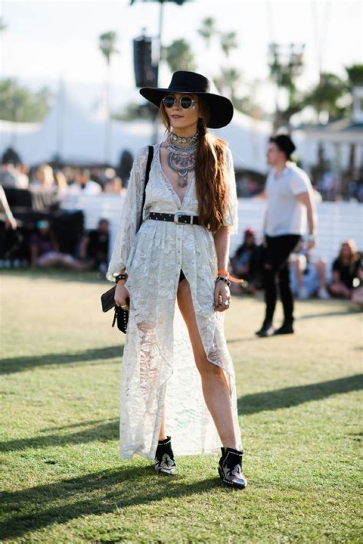 Embrace The Spirit Of Coachella With Stunning White Outfits