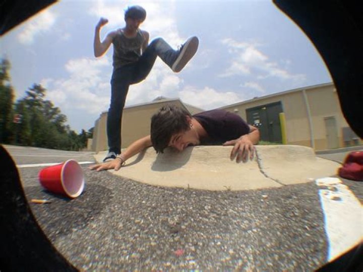 Curb Stomp Images: Understanding The Controversy And Cultural Impact