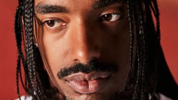 Daily Dose: Tai Verdes, "Sunset"