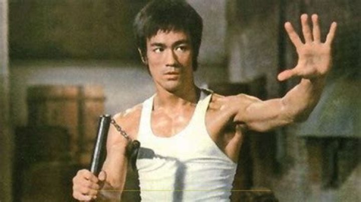 Did Bruce Lee die because he drank excess water? Know about kidney dysfunction hyponatremia – India TV
