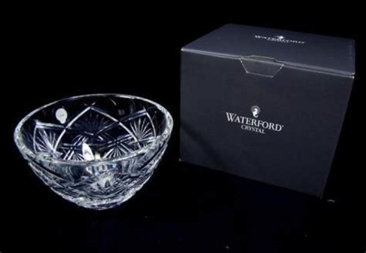 Does Waterford Crystal Contain Lead
