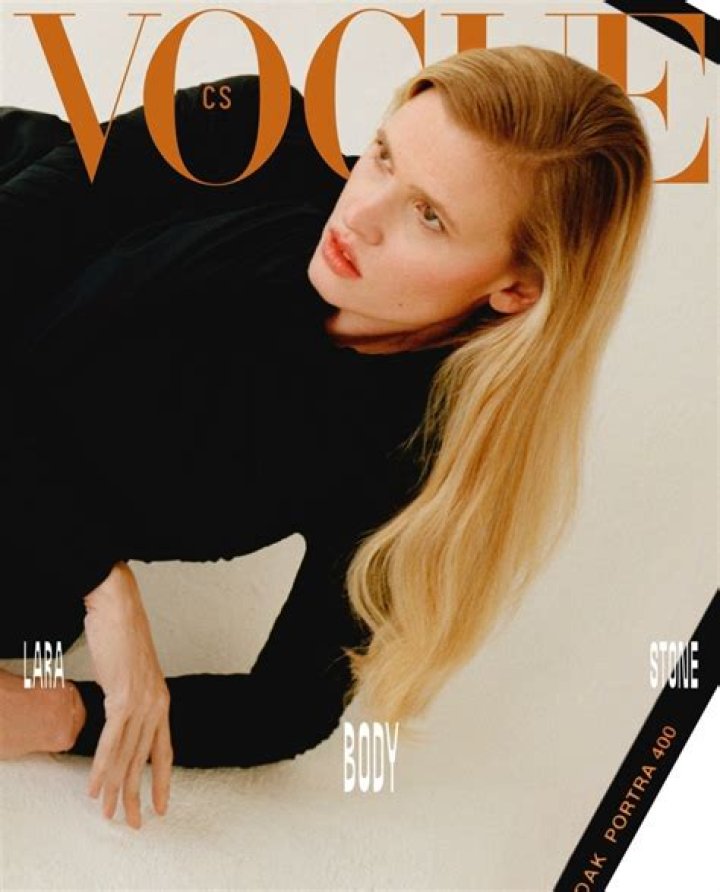 Doutzen Kroes & Lara Stone naked for Vogue Netherlands Cover