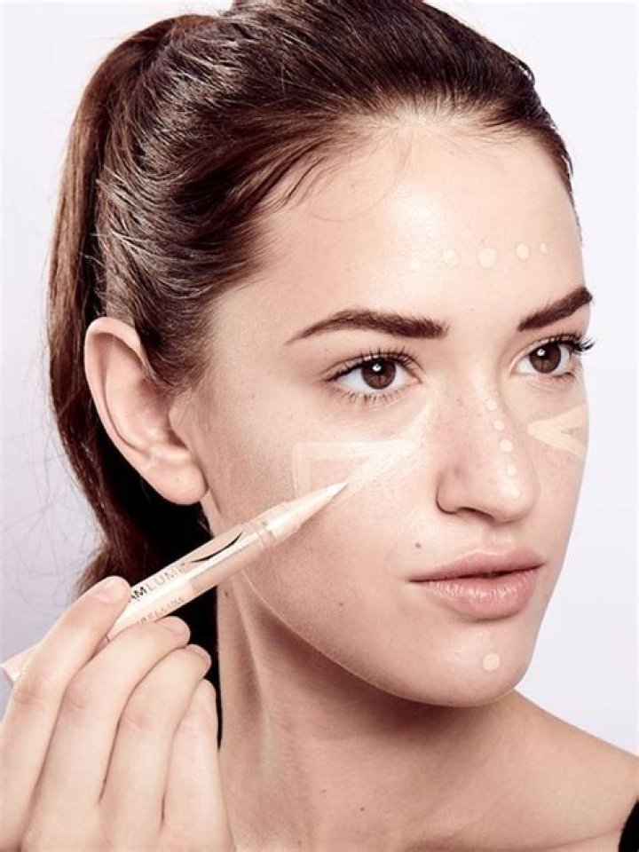 Blush Draping Is The Prettiest Shortcut To Gorgeous Summer Skin