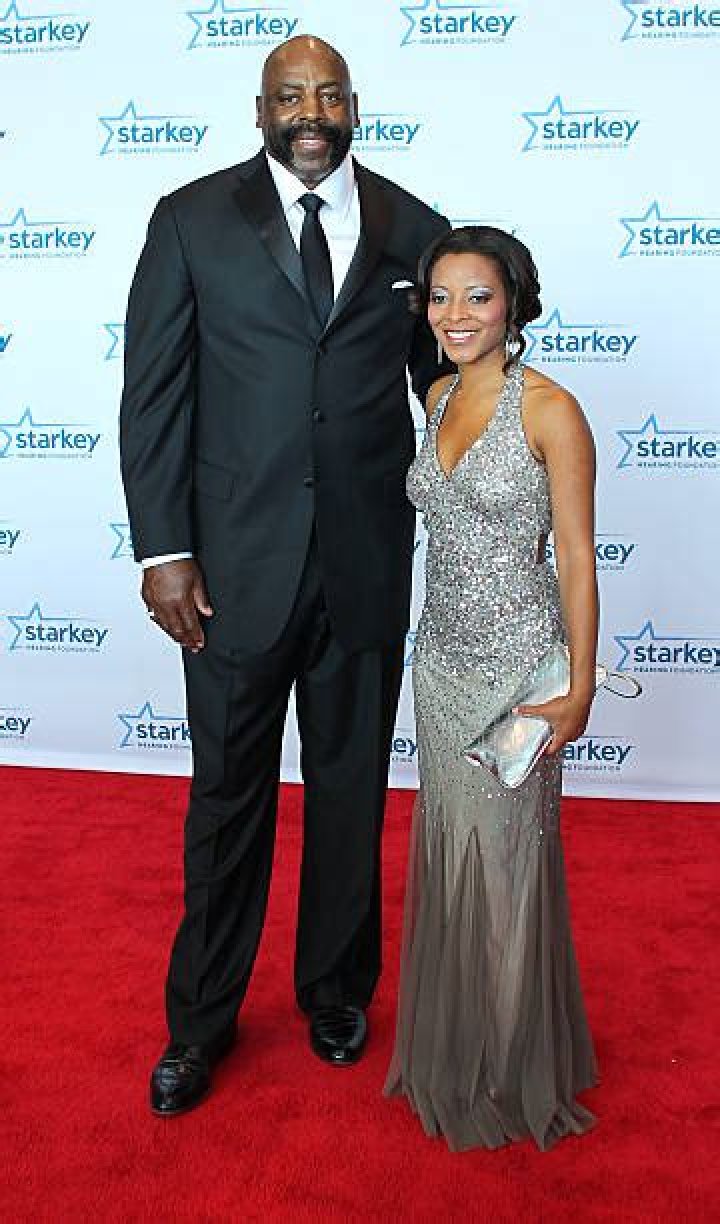 Ed “Too Tall” Jones: A Deep Dive Into His Life And His Wife