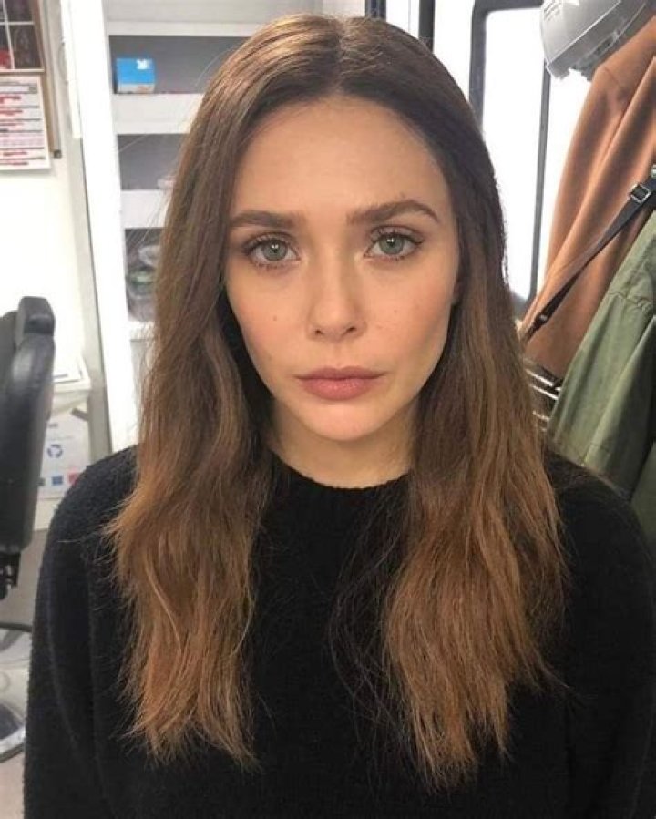 Elizabeth Olsen & Brunette hair - Blonde to brunette hair colour - Beauty News