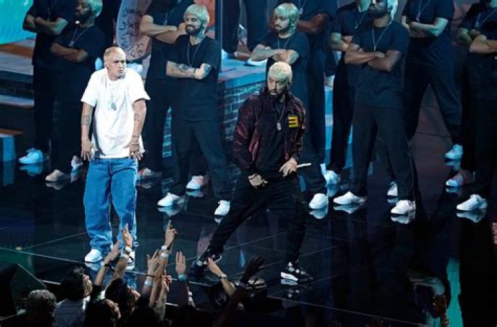 Eminem Takes The Stage: A Magical Performance Of Houdini