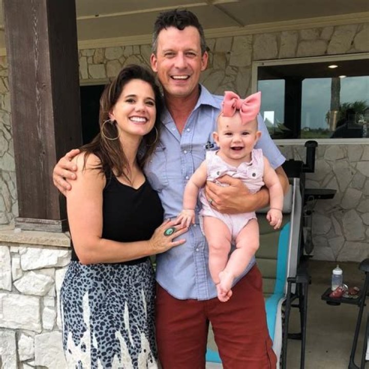 Unraveling The Story Of Evan Felker And Staci Nelson