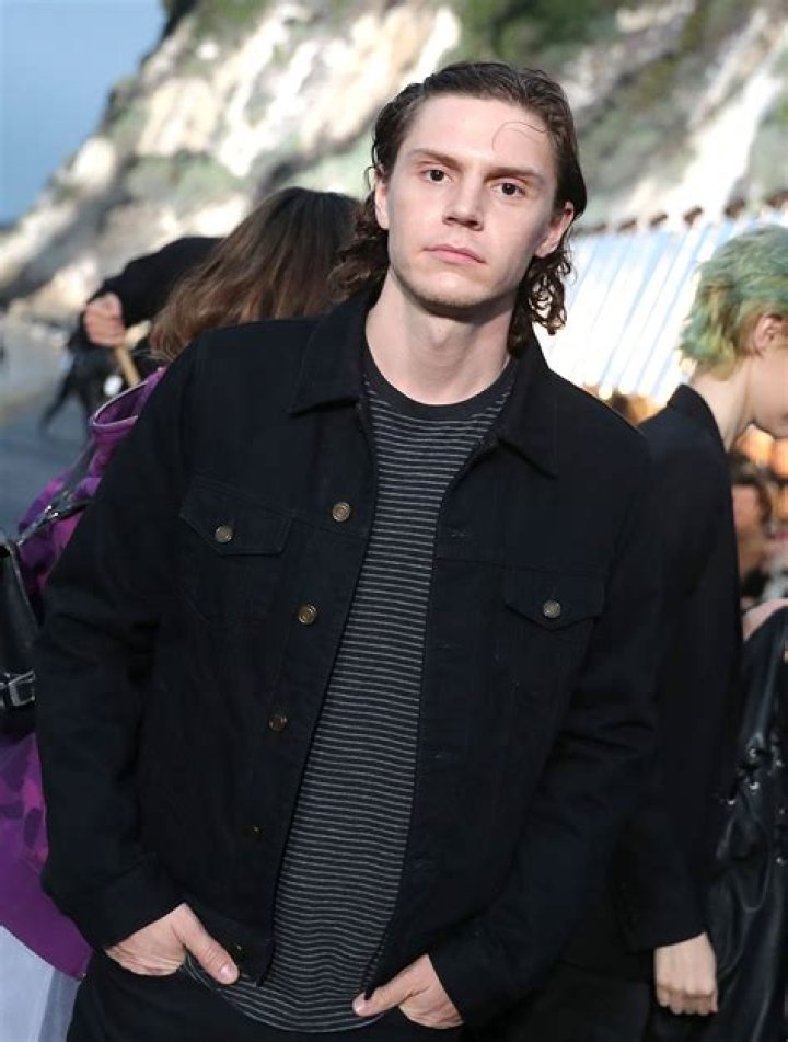 Evan Peters And Pixie Geldof: A Unique Connection In The World Of Pop Culture