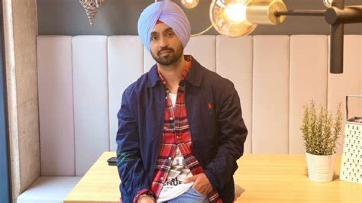 Fan asks why Diljit Dosanjh isn't seen in Punjab anymore; G.O.A.T singer's response wins internet – India TV